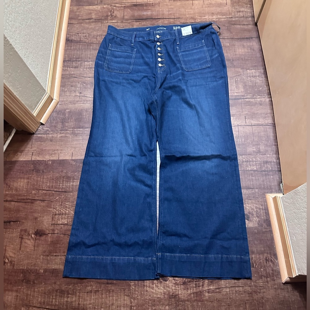 High-rise denim trouser jean with button-fly